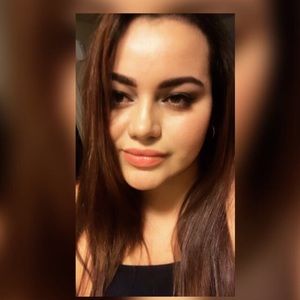 Meet your Posher, Sandra